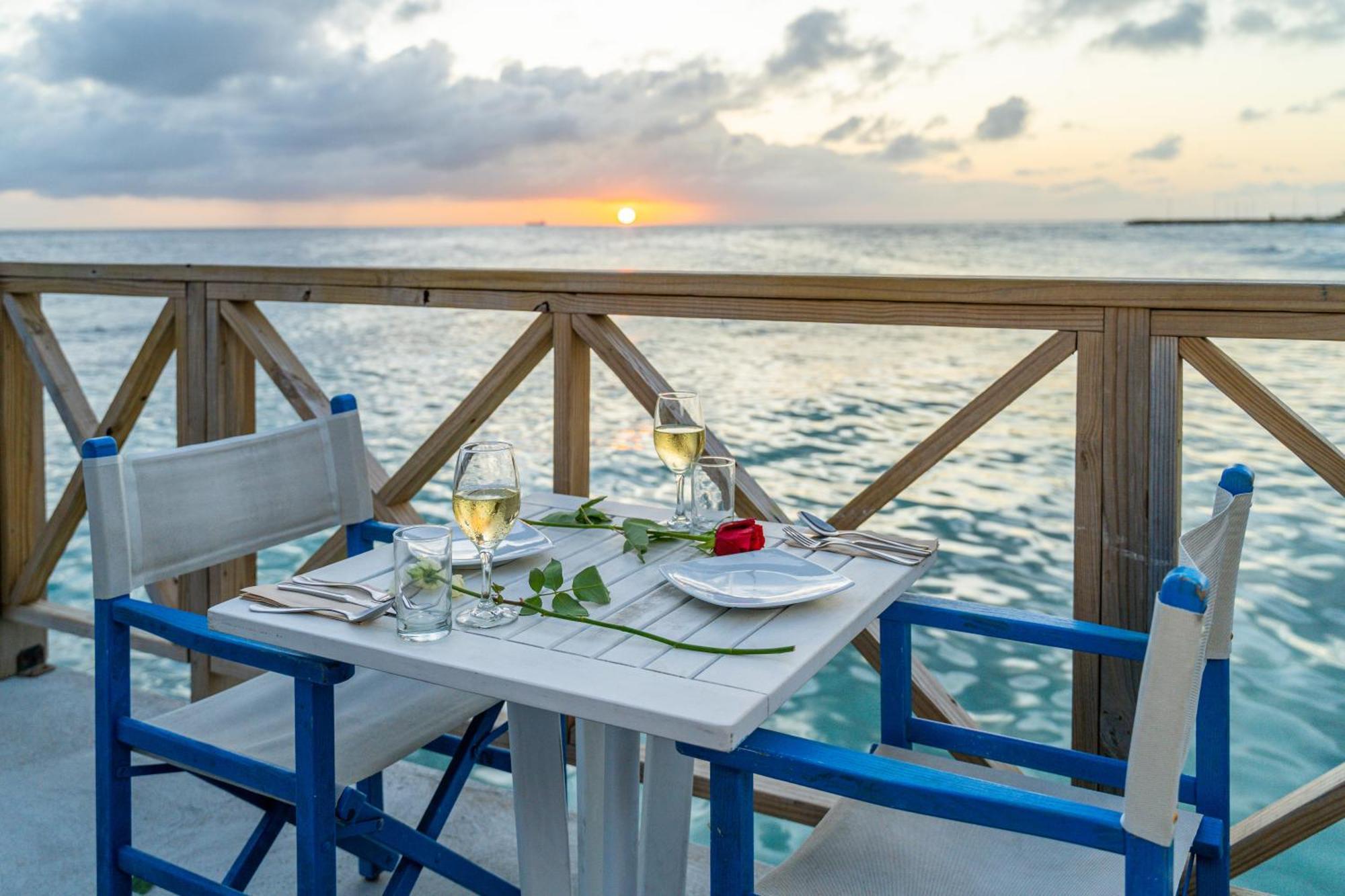 The Rif At Mangrove Beach Corendon Curacao All-Inclusive, Curio By Hilton วิลเลมสตัด ภายนอก รูปภาพ